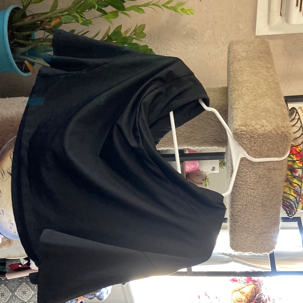 1x black tennis skirt